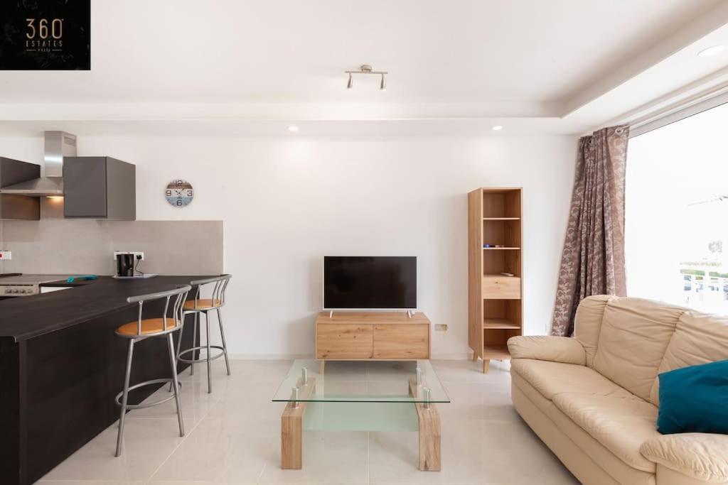 Spacious 2Br Apt In Qawra - Perfect For Families By 360 Estates St. Paul's Bay Dış mekan fotoğraf