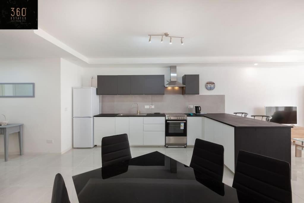 Spacious 2Br Apt In Qawra - Perfect For Families By 360 Estates St. Paul's Bay Dış mekan fotoğraf